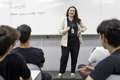 Enem 2024: tema da redação é atual e apropriado, avaliam professores