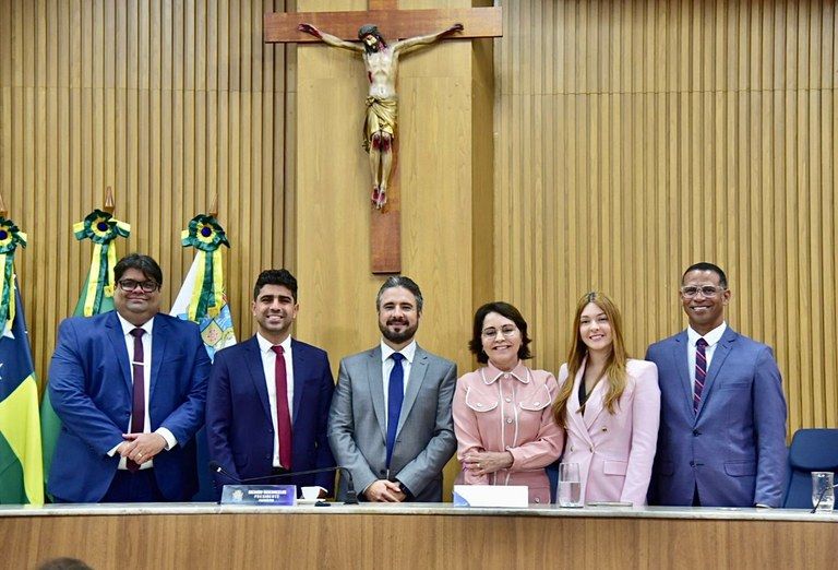 Câmara Municipal de Aracaju realiza primeira Sessão Ordinária de 2025