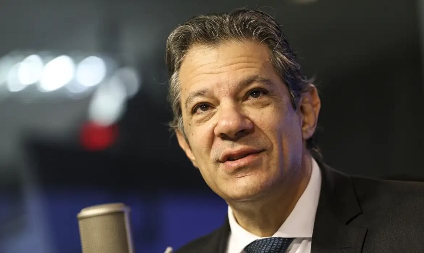 Haddad reúne-se com secretário do Tesouro de Trump em meio a tarifas