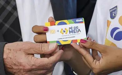 Nascidos em novembro e dezembro recebem hoje parcela do Pé-de-Meia