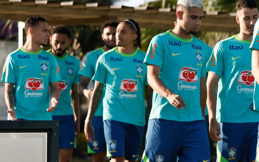 Carlo Ancelotti comanda o primeiro treino da seleção brasileira