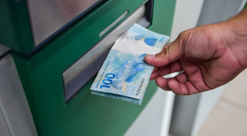 Crédito mais caro e inflação de custos: veja os impactos da alta do IOF