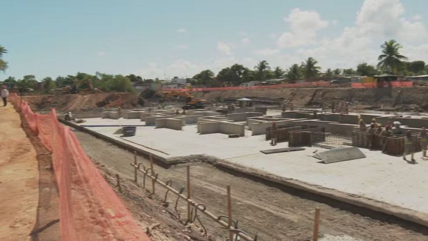Vitrine do governo, obras do PAC têm restrições de recursos e paralisações
