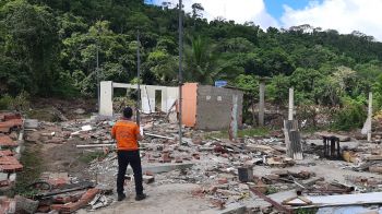 Defesa Civil envia engenheiros civis para ajudar na reconstrução de moradias atingidas pelas chuvas na Bahia
