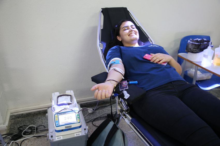 Estudantes de Farmácia realizam ação de doação de sangue