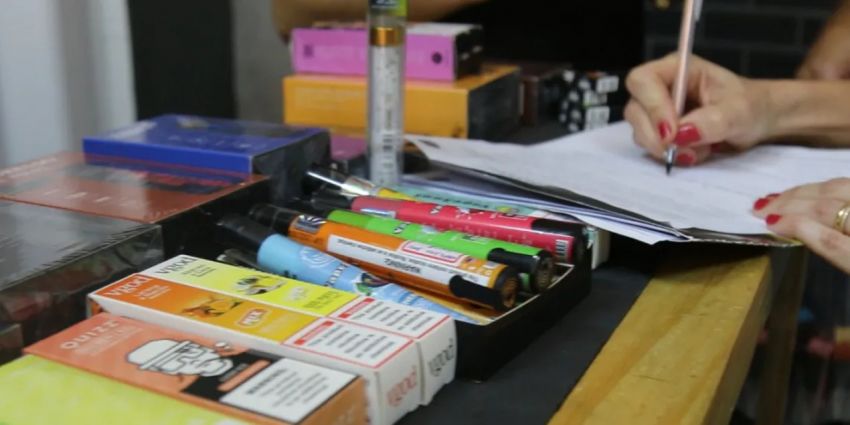 Polícia Civil, Procons e Vigilância Sanitária deflagram ação conjunta contra venda de cigarros eletrônicos em Aracaju
