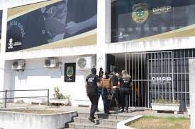 DHPP prende em flagrante dois suspeitos por falsa notícia de crime e porte ilegal de arma de fogo em São Cristóvão