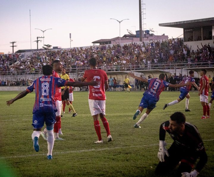 Bahia vence Botafogo no último jogo do Batistão no ano - O que é notícia em  Sergipe