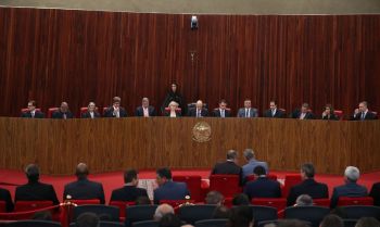 TSE empossa dois ministros indicados por Lula