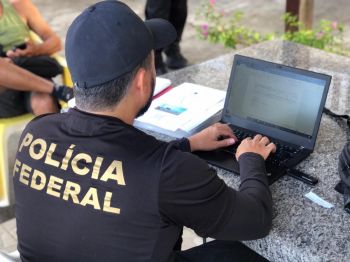 PF cumpre mais de 30 mandados judiciais contra grupo suspeito de desvio de verbas públicas em Sergipe e Alagoas