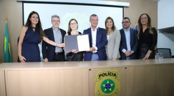 Governador empossa 83 aprovados em concurso da Polícia Civil e cria Comissão para fortalecimento da carreira