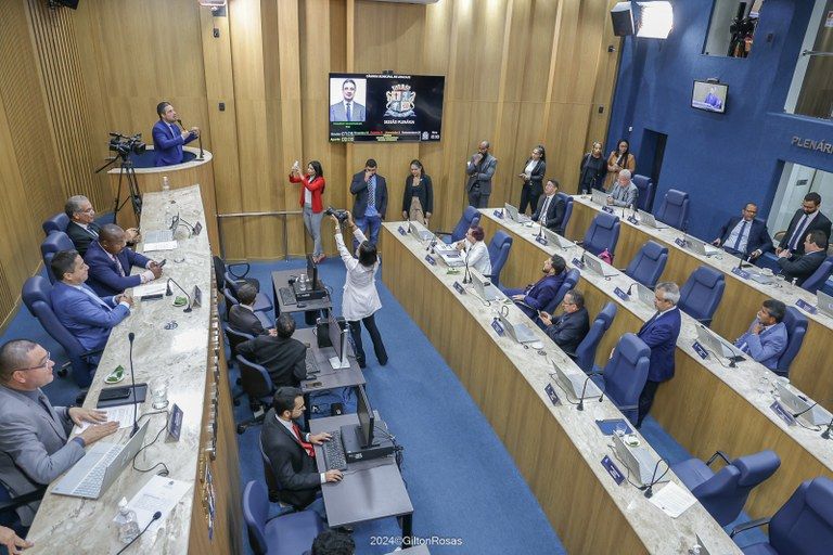 Em 26 Sessão Ordinária, a Câmara de Aracaju aprova 25 proposituras.