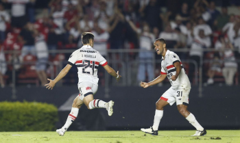 São Paulo supera Fluminense em jogo movimentado no MorumBIS