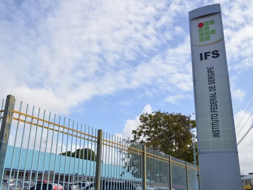 Professores e técnicos administrativos do IFS encerram greve