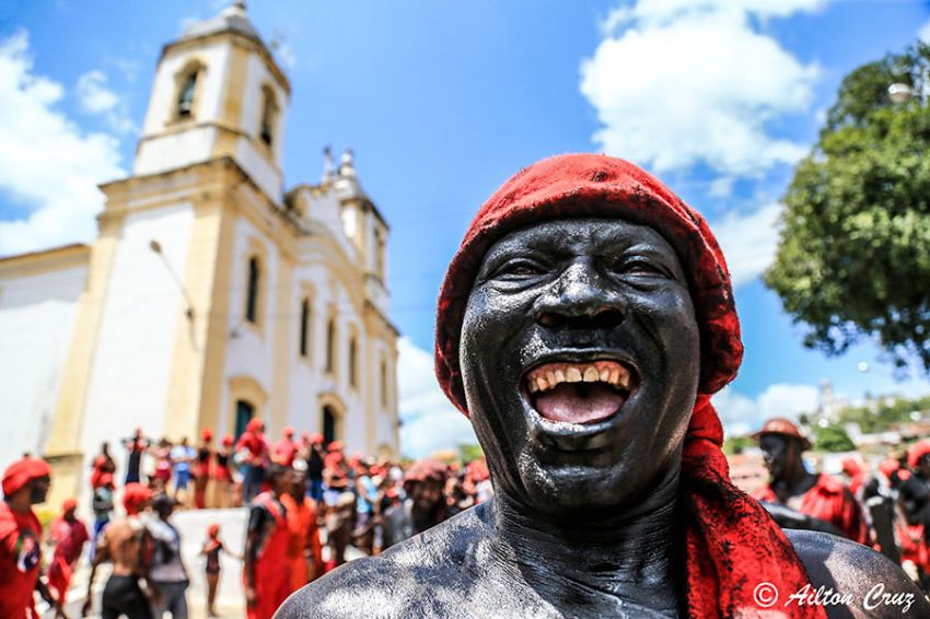 Domingo tem Lambe-Sujos e Caboclinhos em Laranjeiras