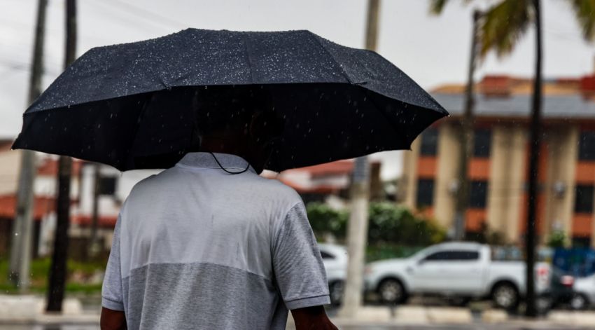 Alerta de chuvas moderadas a intensas em Sergipe é estendido até quarta-feira, 15