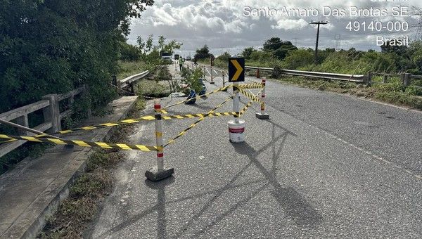 Cratera em ponte da rodovia SE-240 preocupa moradores da Grande Aracaju