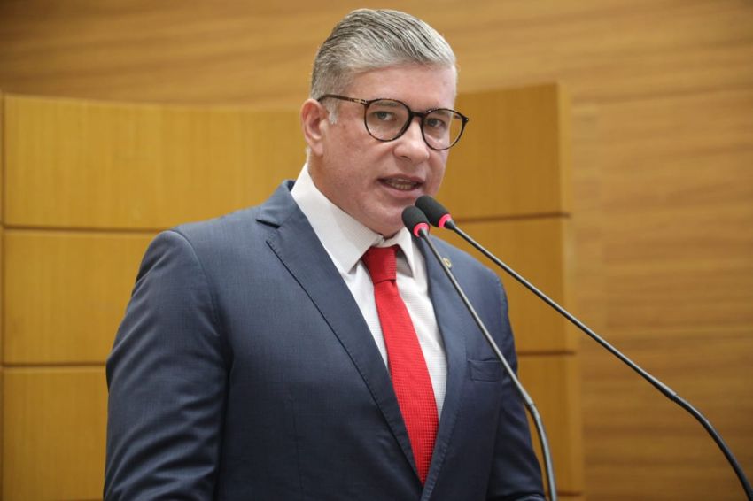 Cristiano afirma que governador pediu a retirada do jogo da plataforma