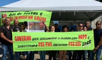 Trabalhadores da Saúde de SE realizam ato contra demissões em massa