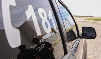 Colombianos suspeitos de ameaça são levados à Delegacia de Itabaiana
