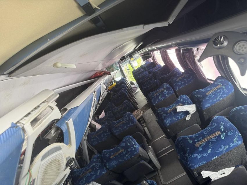 Passageiros têm ferimentos leves em acidente com ônibus em Poço Redondo