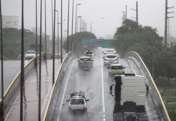 Chuvas moderadas a intensas são esperadas para Sergipe até este sábado