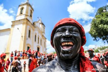 Domingo tem Lambe-Sujos e Caboclinhos em Laranjeiras