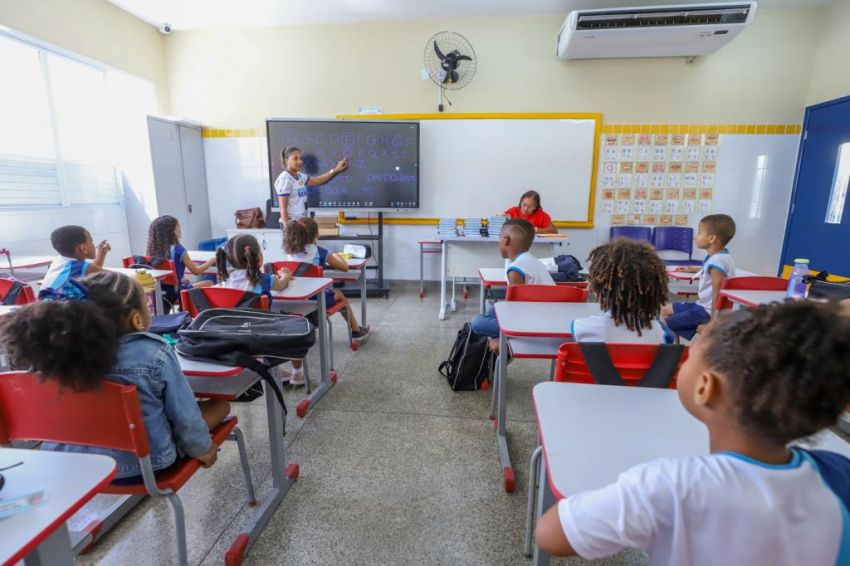 Prefeitura de Aracaju inicia fase de renovação de matrícula para alunos da rede municipal