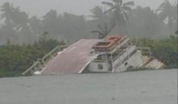 Catamarã afunda após fortes chuvas e ventos em Brejo Grande