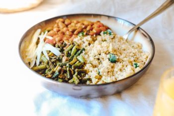 Alimentação variada protege músculos e ajuda a prevenir a sarcopenia