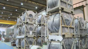 Empresas brasileiras já sofrem com efeito cascata às vésperas de tarifaço de Trump