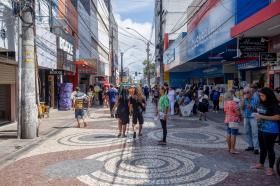 Aracaju registra saldo positivo de empregos formais no mês de junho, com destaque para o setor de serviços