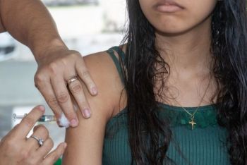 Estudo comprova eficácia de vacina contra dengue em adolescentes