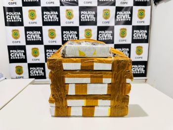 Polícia Civil prende mulher que transportava drogas entre os estados de Sergipe e Alagoas