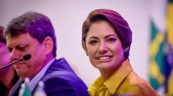 Bolsonaro deu aval a Tarcísio para Planalto e Michelle vice, dizem aliados