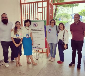 Ausência de debate de gênero nas escolas contribui para violência contra mulheres