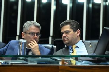 Alessandro Vieira articula CPI para investigar ligações de Moraes com o Banco Master; “O Brasil precisa de respostas”