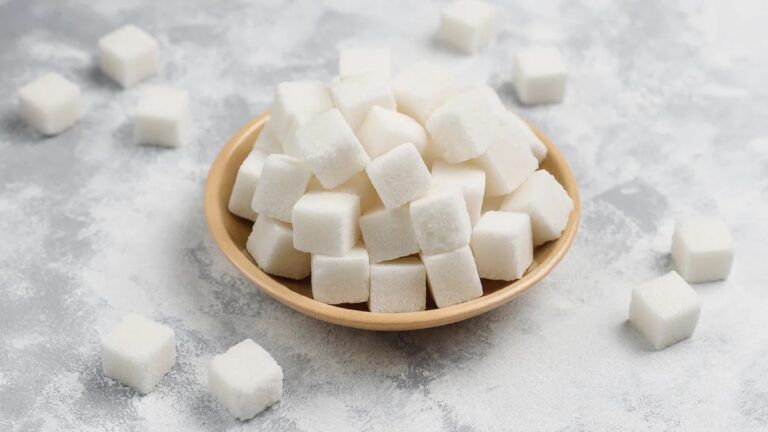 Anvisa proíbe produtos à base de alulose, um tipo de adoçante