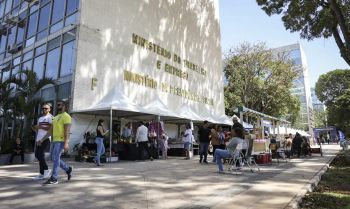 Governo libera mais R$ 3,9 bi para pagar saque-aniversário do FGTS