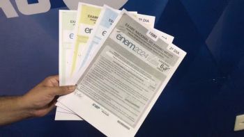 Documentos sigilosos mostram que correção da redação do Enem 2025 seguiu 'regras' diferentes de anos anteriores