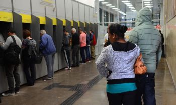 Bancos fecham na sexta e só reabrem na segunda-feira