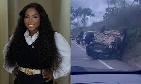 Blogueira “Diva do Cras” fica ferida após capotamento em São Cristóvão