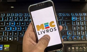 MEC Livros oferece mais 7,8 mil obras em inglês e espanhol