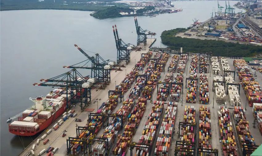 Prazo para EUA definirem novo tarifaço contra o Brasil encerra nesta quarta
