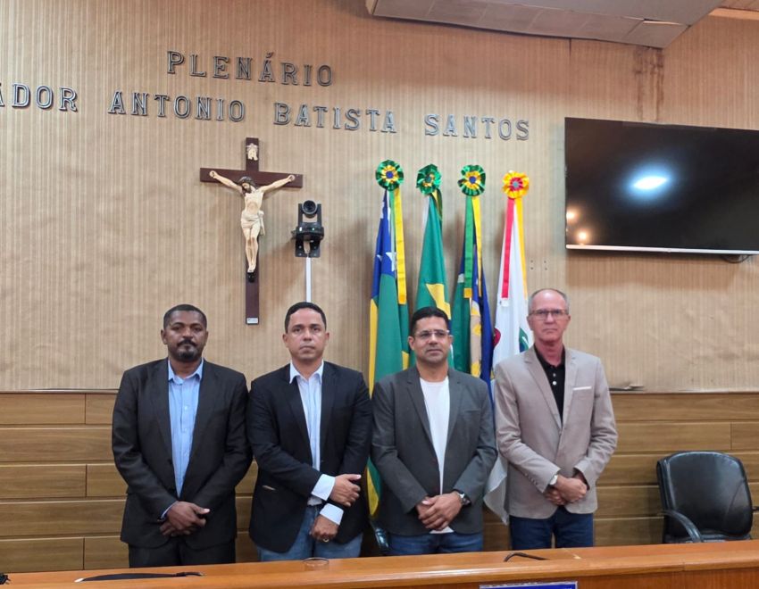 Neguinho de Carmem é reeleito presidente da Câmara de Laranjeiras