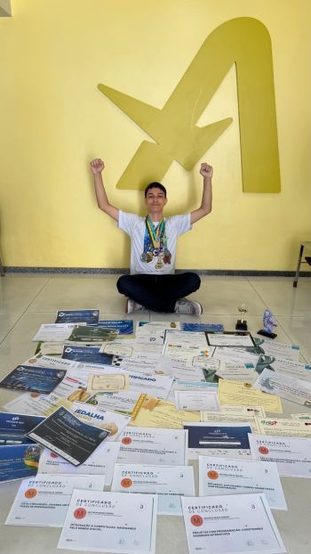 Estudante de Sergipe conquista 15 premiações em oito áreas do conhecimento e se destaca em olimpíadas acadêmicas